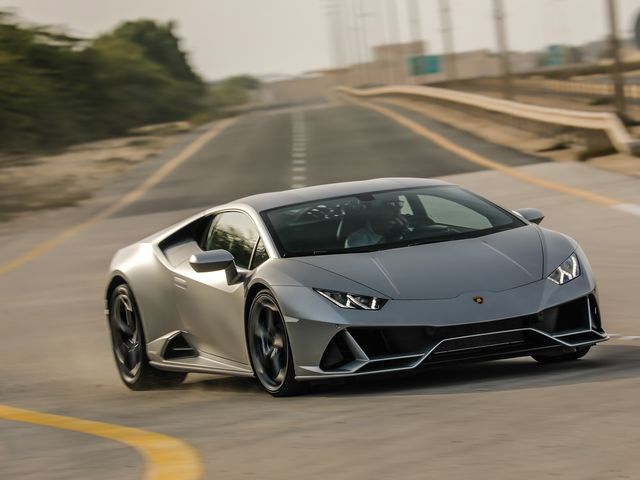 2020 Lamborghini Huracán Review, Pricing, and Specs
