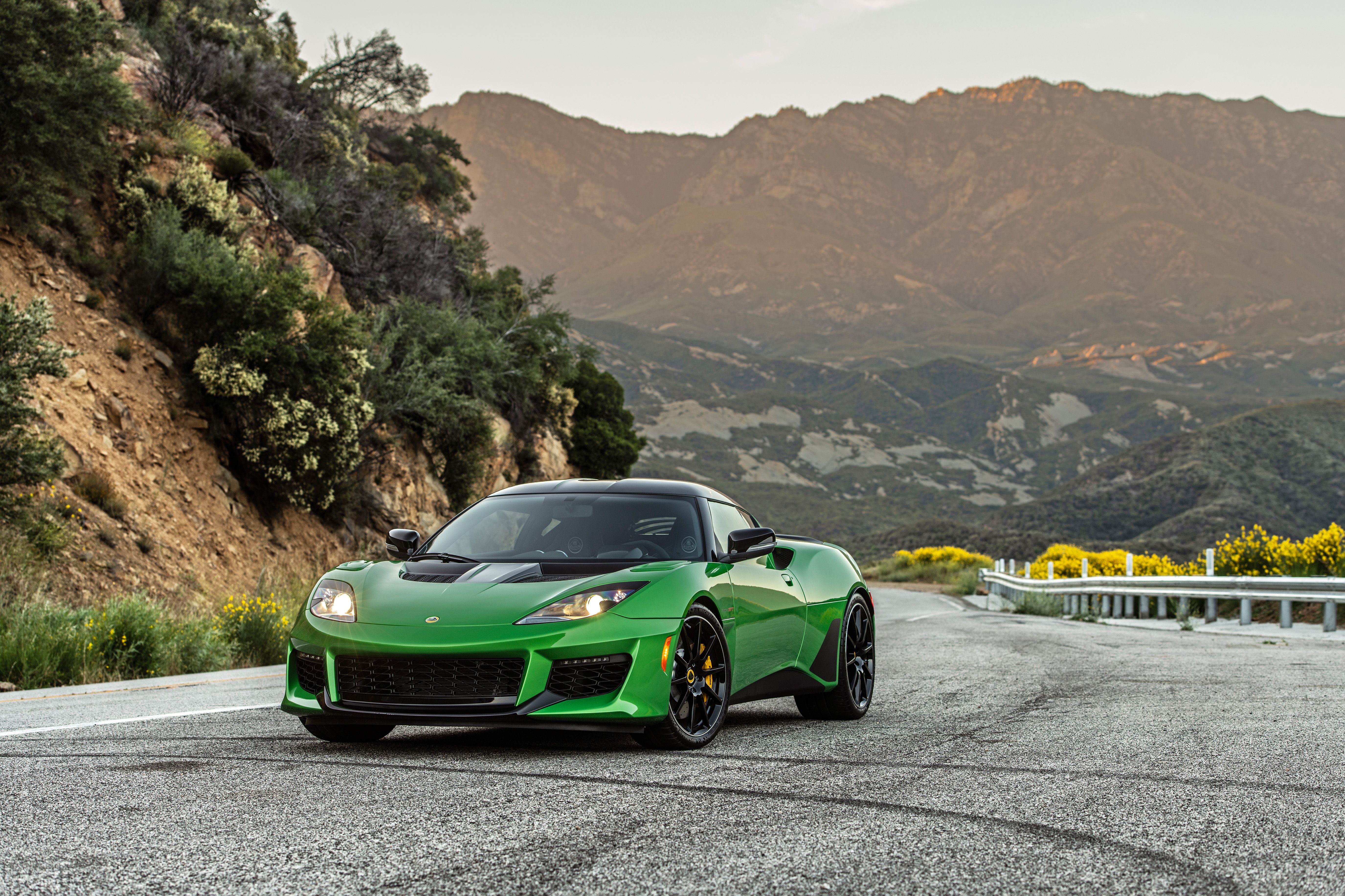 2020 Lotus Evora Gt Review Pricing And Specs