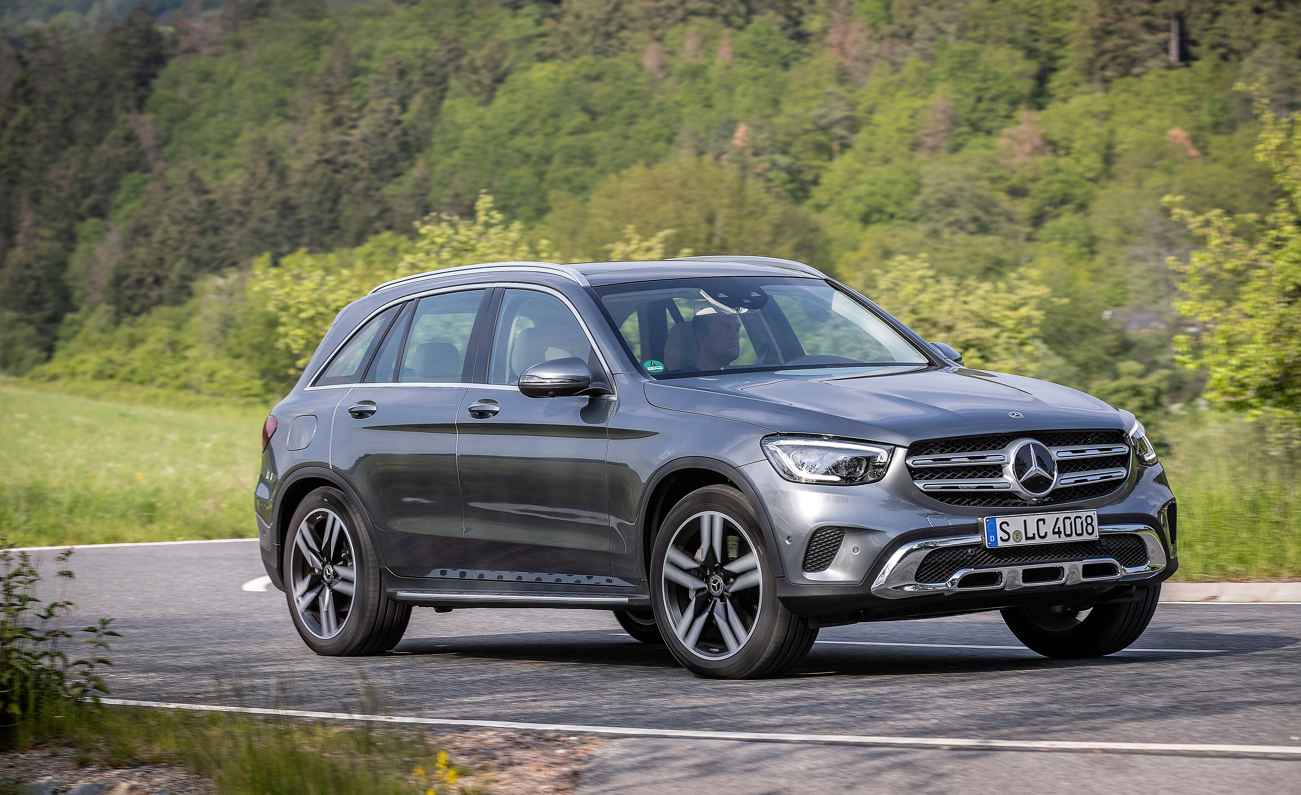 Mercedes Benz Glc300 Updated Compact Luxury Suv