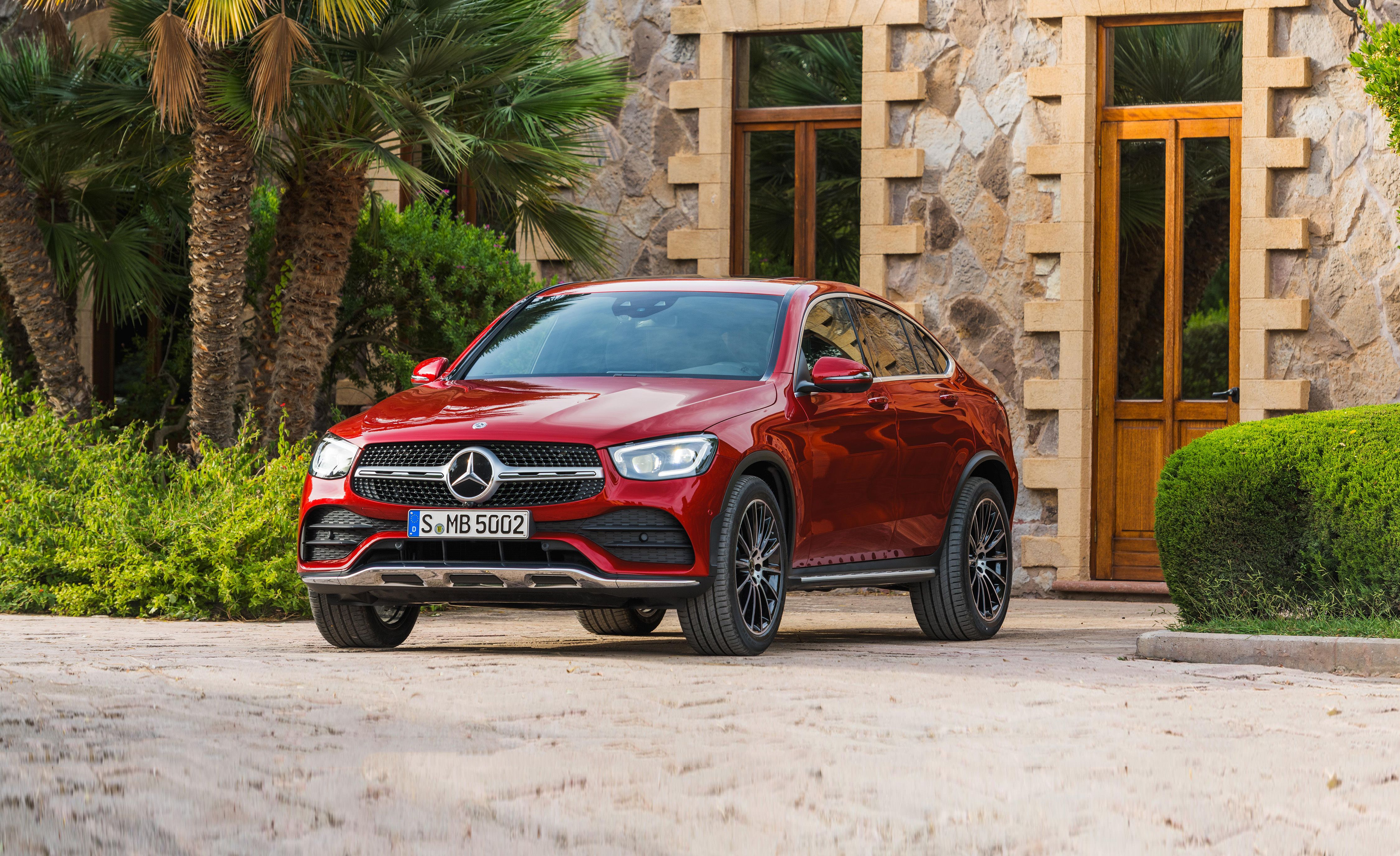 Mercedes Benz Glc Features And Specs Car And Driver