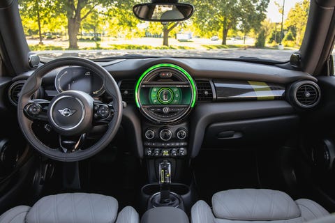 View Photos of the 2020 Mini Cooper SE