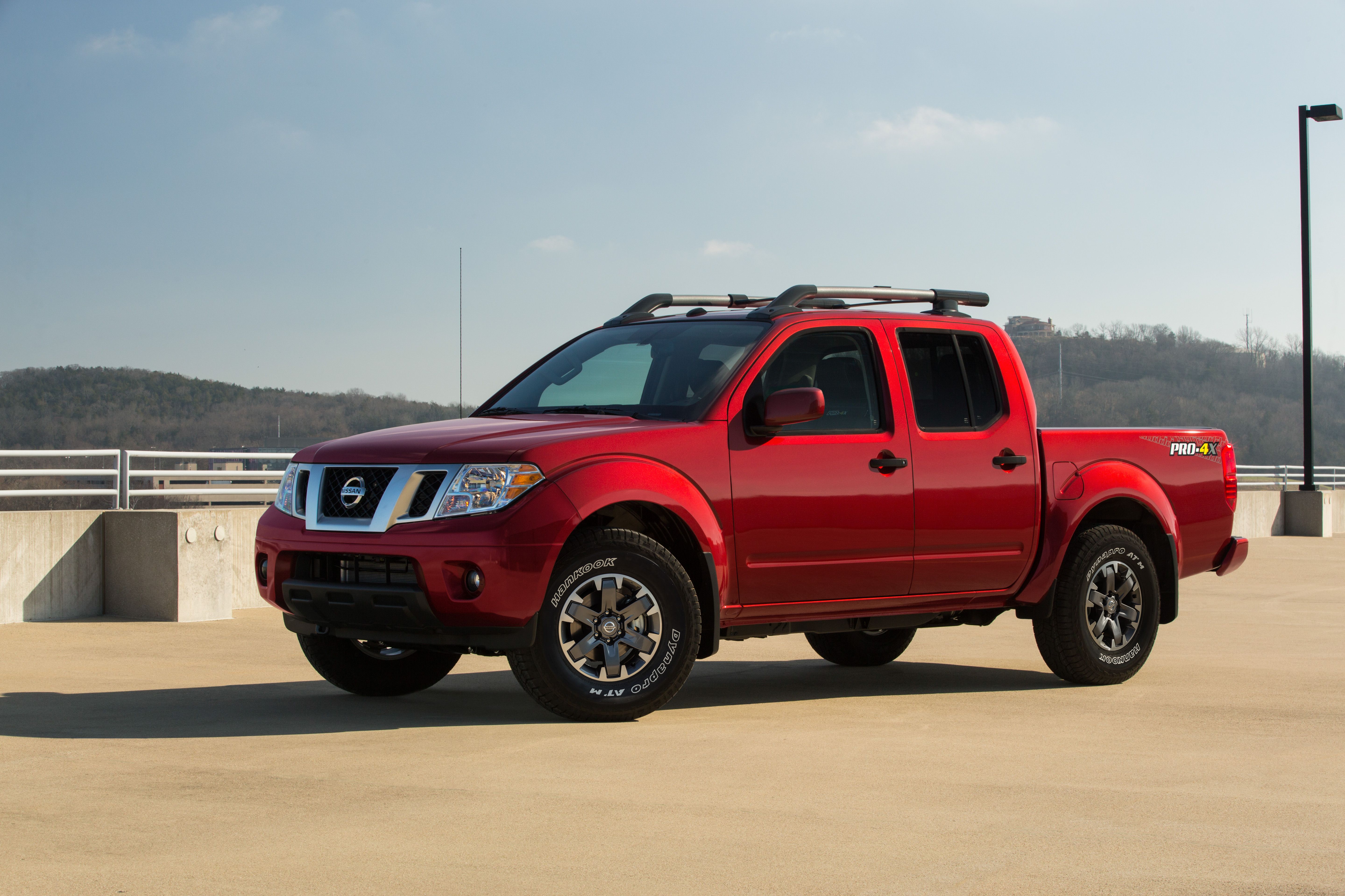 nissan frontier hot wheels