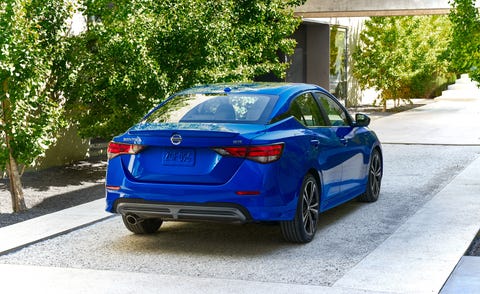 Nissan Sentra Review Pricing And Specs Nissan Sentra Review Pricing And Specs