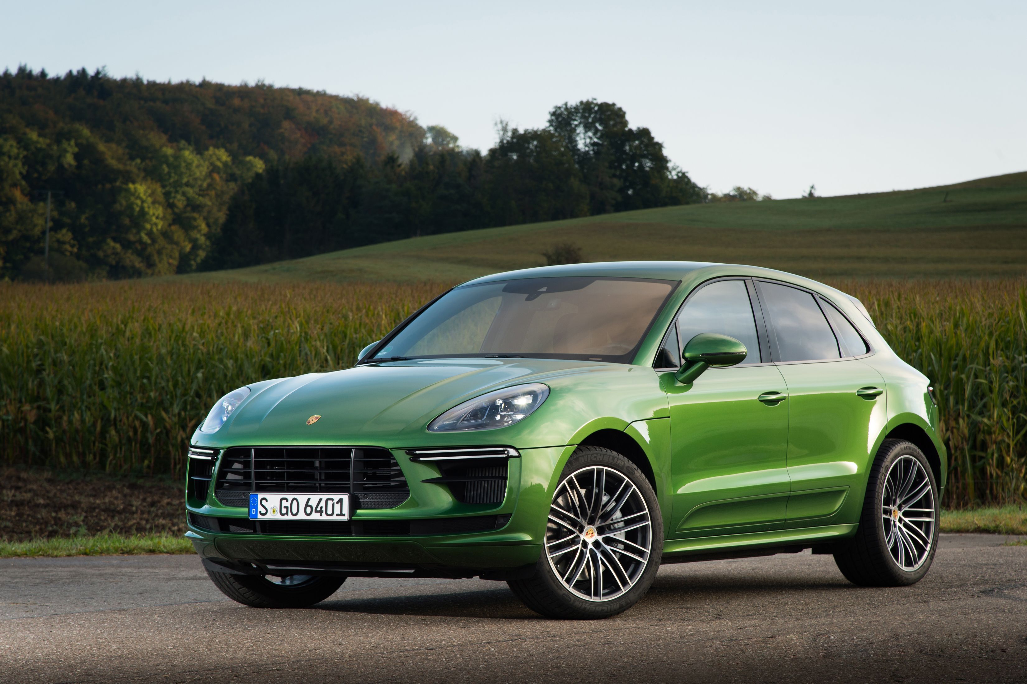 2020 Porsche Macan Turbo Review Pricing And Specs