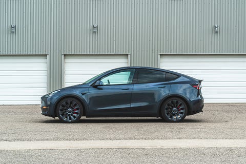 21 Ford Mustang Mach E Vs Tesla Model Y 21 Ford Mustang Mach E Vs Tesla Model Y