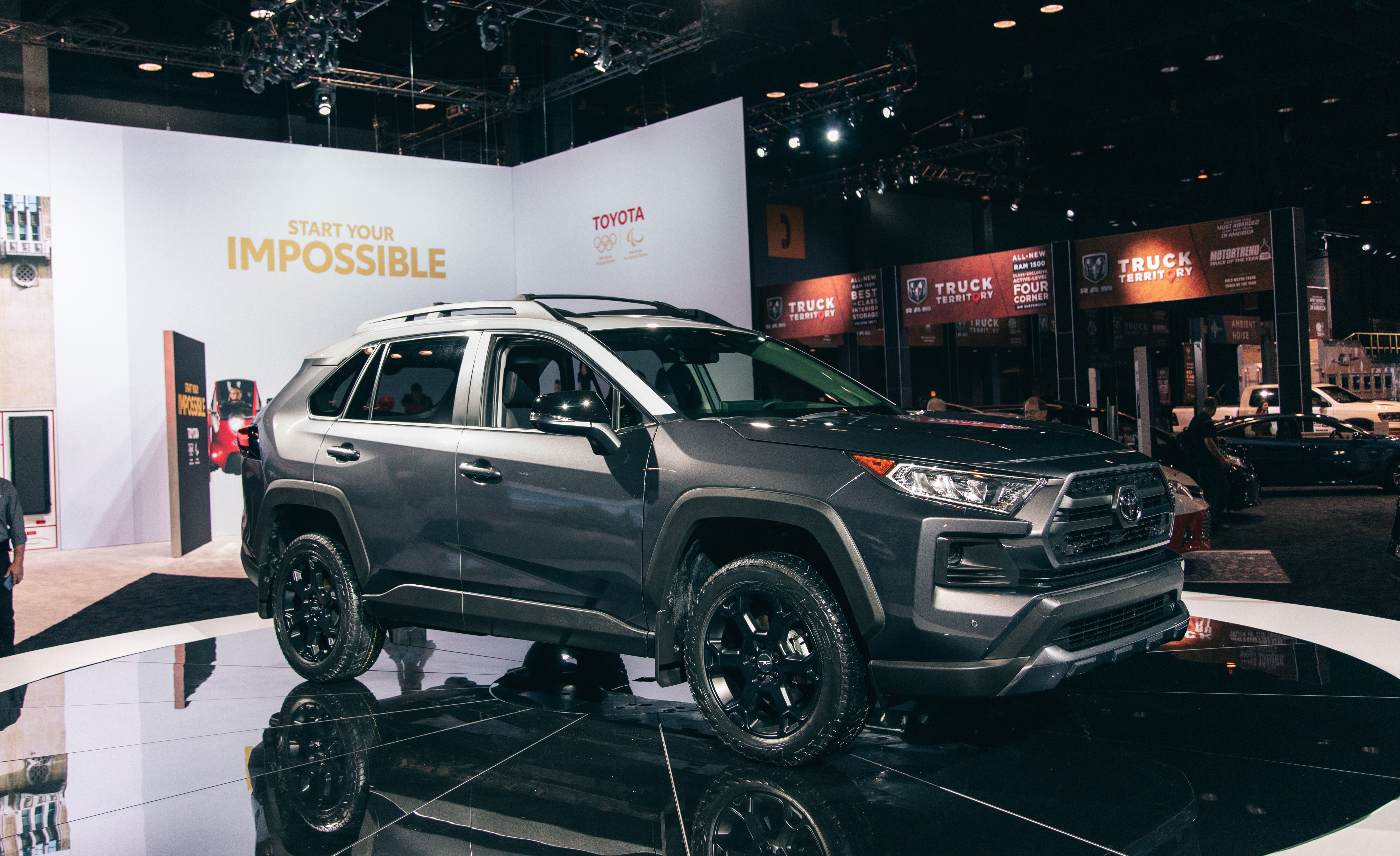 Toyota Recalls 44 000 2019 And 2020 Models Over Engine Cracks