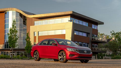 2020 Volkswagen Passat 2.0T SE front 2020 volkswagen passat 20t se front