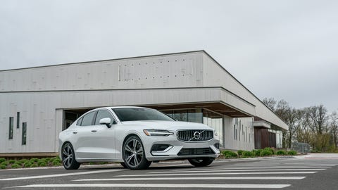 2020 Volvo S60 T8 AWD Inscription front exterior 2020 volvo s60 t8 awd inscription front exterior