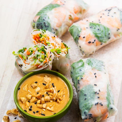 summer rolls with peanut dipping sauce