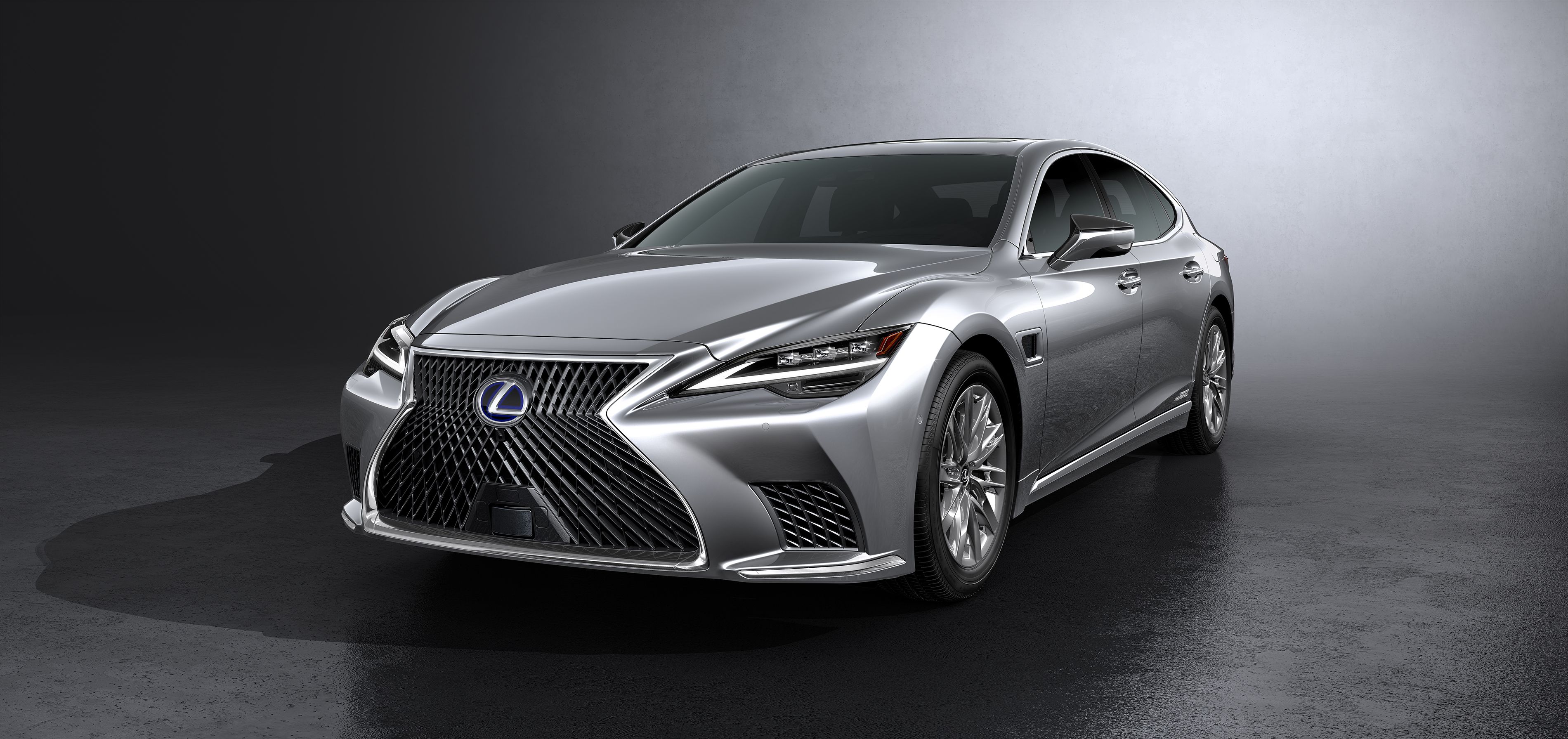 21 Lexus Ls Review Pricing And Specs