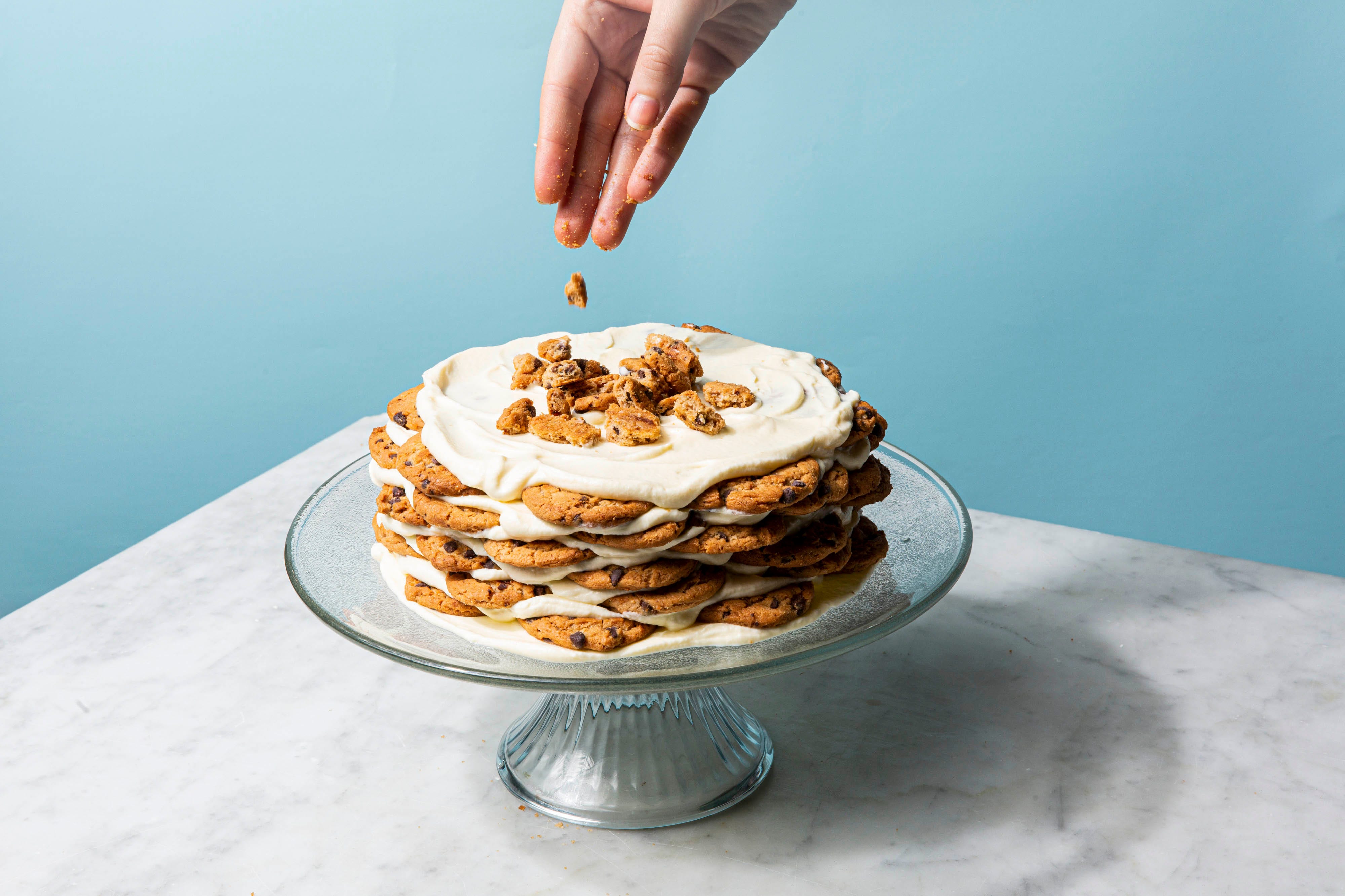 You Only Need 4 Ingredients For This Icebox Cake