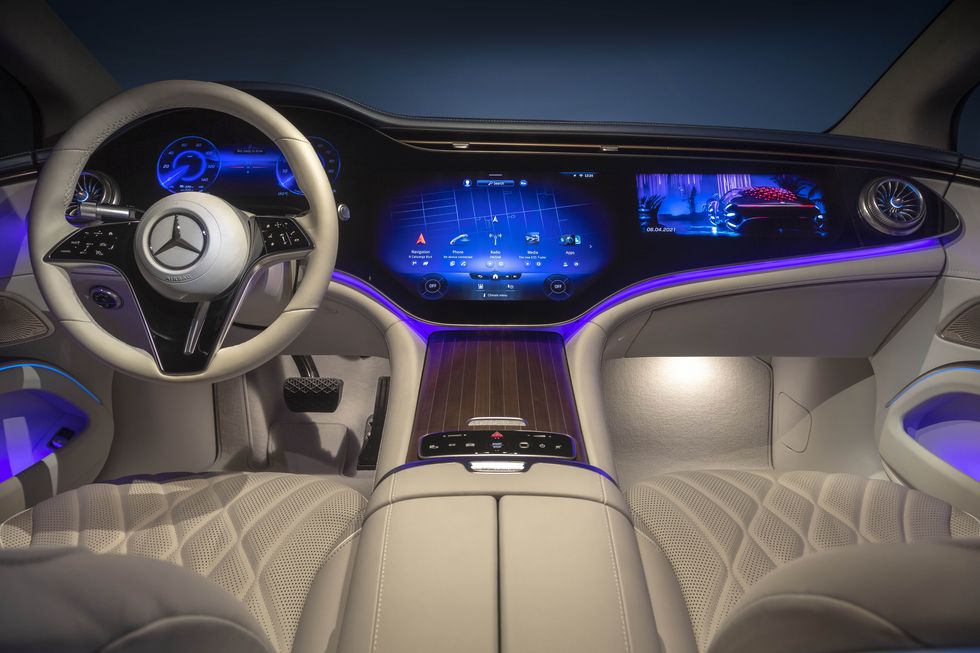 2022 Mercedes-Benz EQS Is the S-Class of EVs