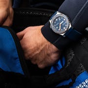 doxa sub 600t watch