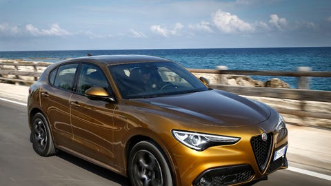 2021 Alfa Romeo Stelvio front 2021 alfa romeo stelvio front
