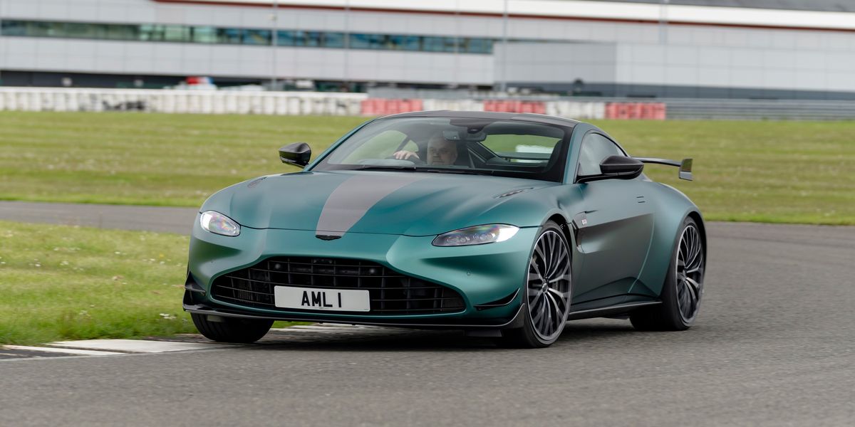 2022 Aston Martin Vantage F1 Edition: A Sharper Edge