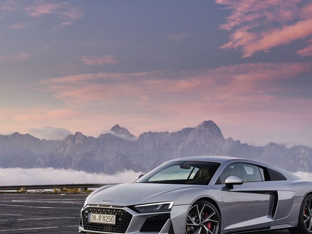 21 Audi R8 Review Pricing And Specs
