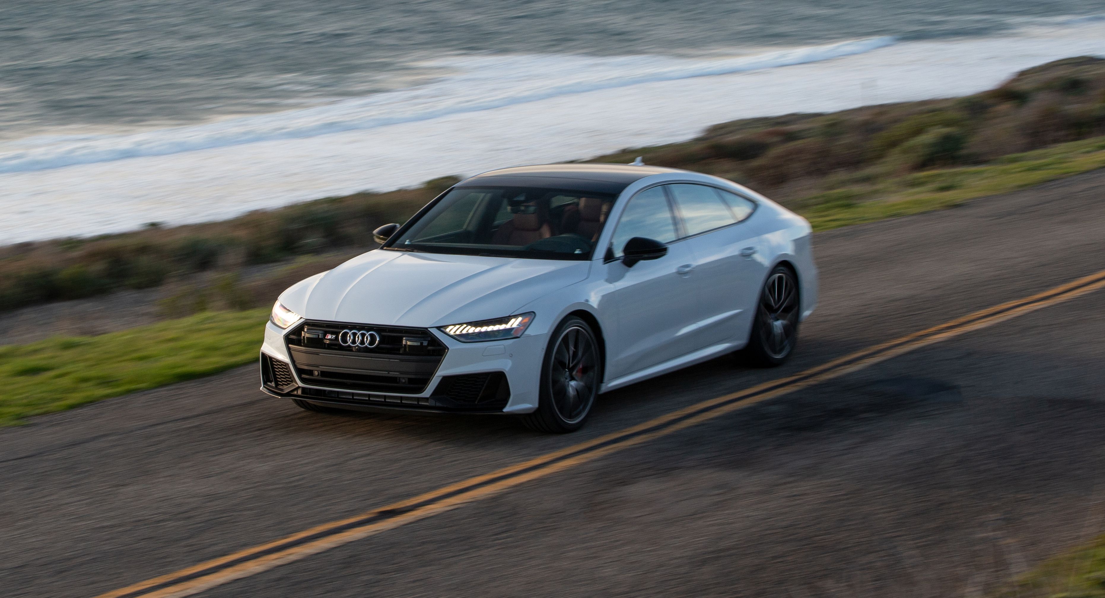 Audi S7 Features And Specs