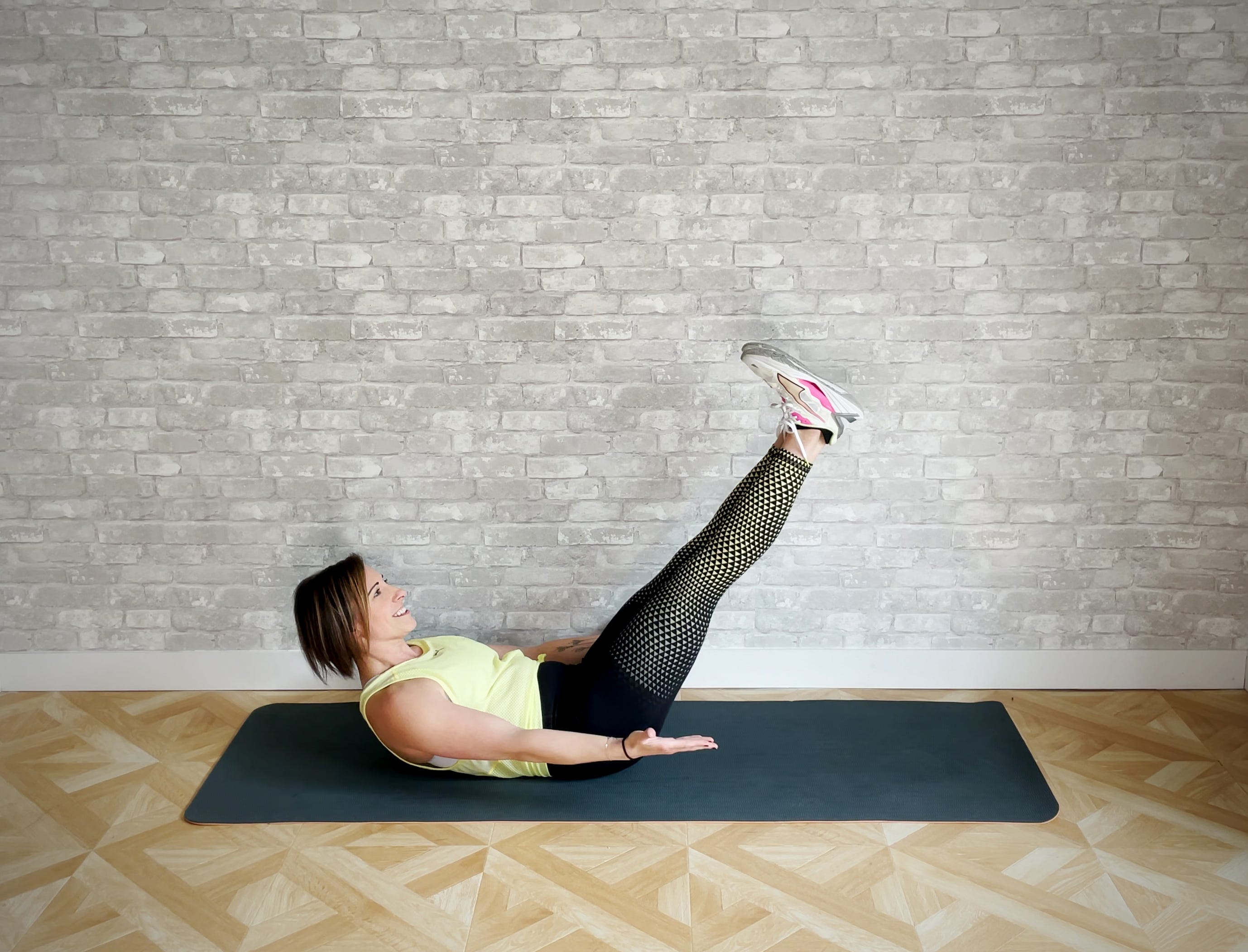 These 6 Leg Lift Variations Will Kick Your Core Workouts Up a Notch