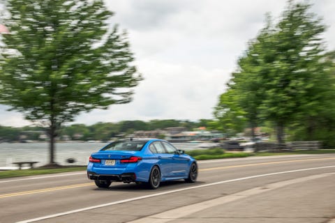 2022 bmw m5 competition rear