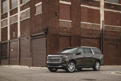 View Photos of the 2021 Chevrolet Suburban Duramax