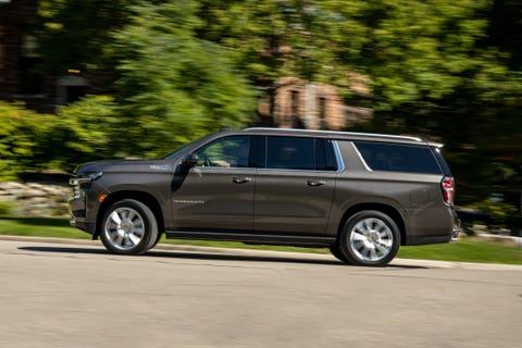 View Photos of the 2021 Chevrolet Suburban High Country