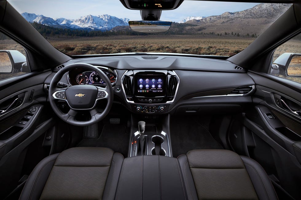 2021-chevrolet-traverse-high-country-015-1584039443.jpg