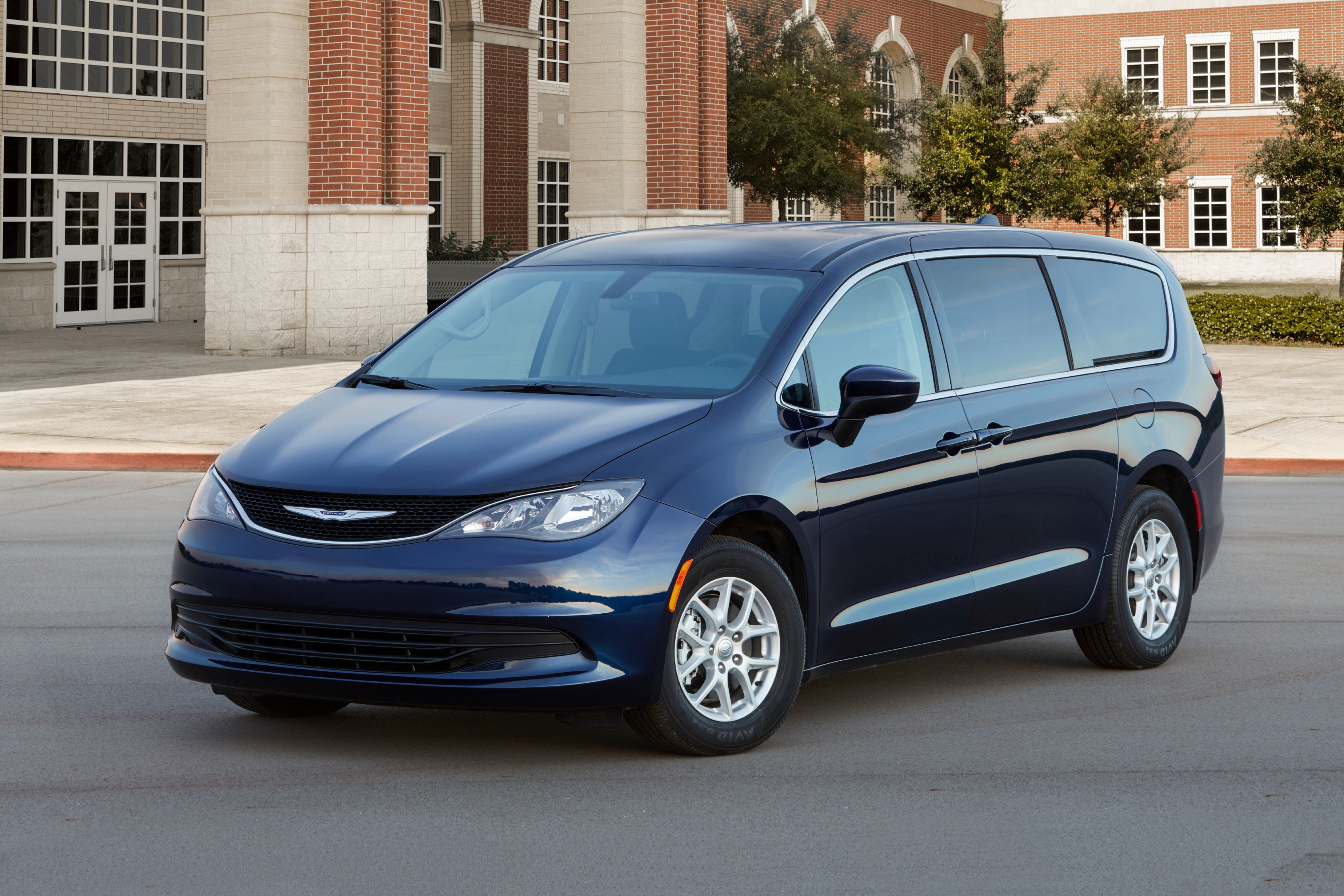 chrysler minivan 2020