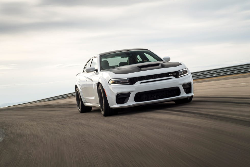  دودج تشارجر 2021 SRT Hellcat Redeye بقوة 797 حصان 2021-dodge-charger-srt-hellcat-redeye-101-1593634331