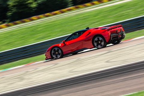 The 21 Ferrari Sf90 Stradale Hypercar Goes From Silent To Violent The 21 Ferrari Sf90 Stradale Hypercar Goes From Silent To Violent