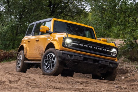 2021 Ford Bronco Outer Banks front exterior 2021 ford bronco outer banks front exterior