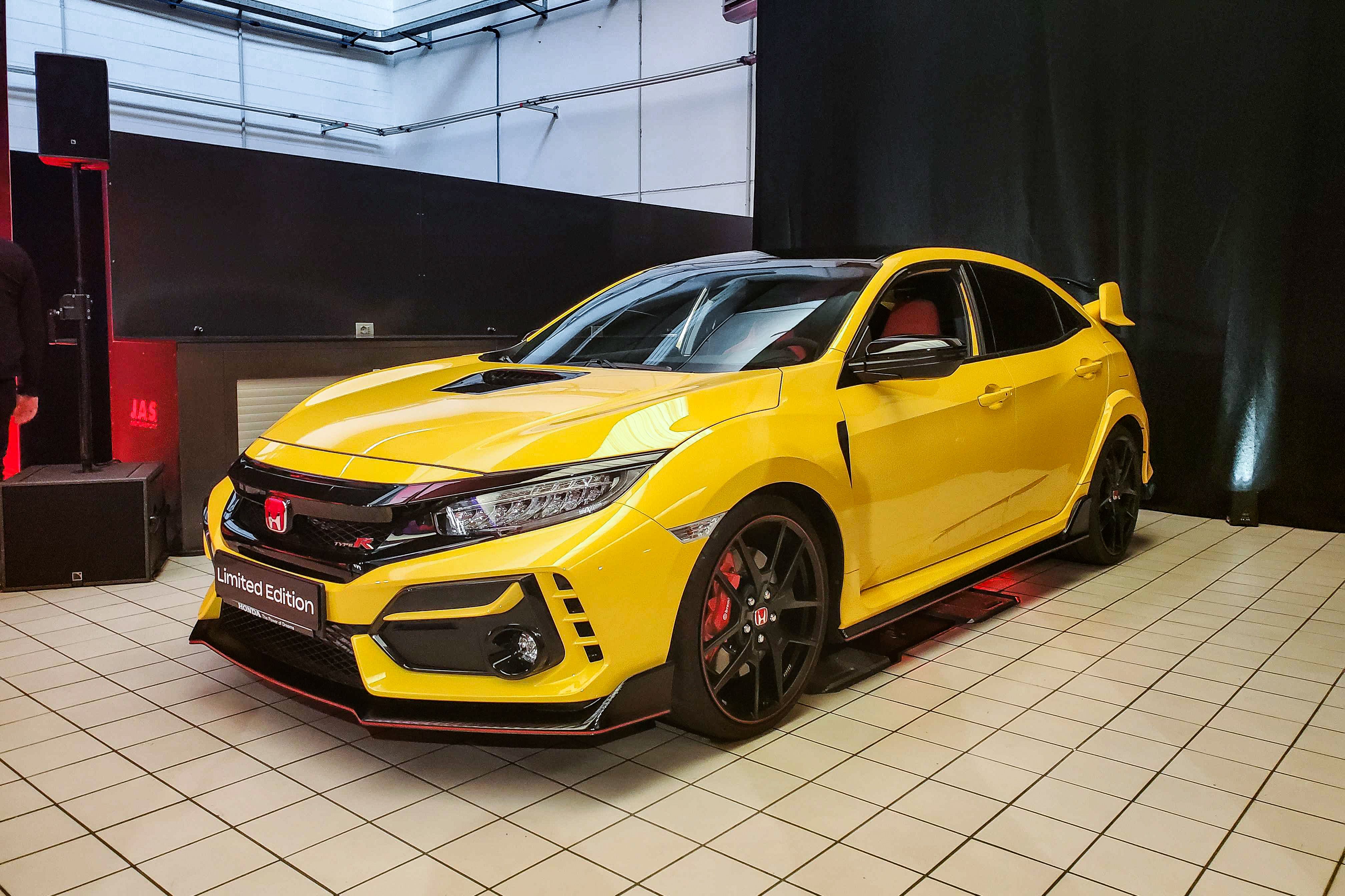 For 21 Honda Civic Type R Adds A Race Focused Limited Edition