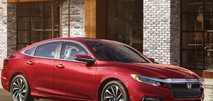 21 Honda Insight Review Pricing And Specs