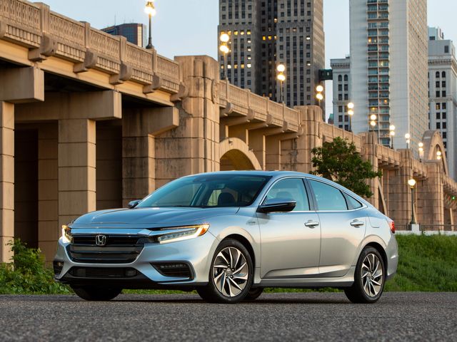 22 Honda Insight Review Pricing And Specs