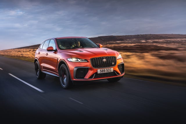 21 Jaguar F Pace Svr Is New Fast And Doomed