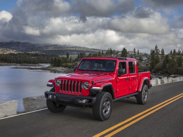 21 Jeep Gladiator Review Pricing And Specs