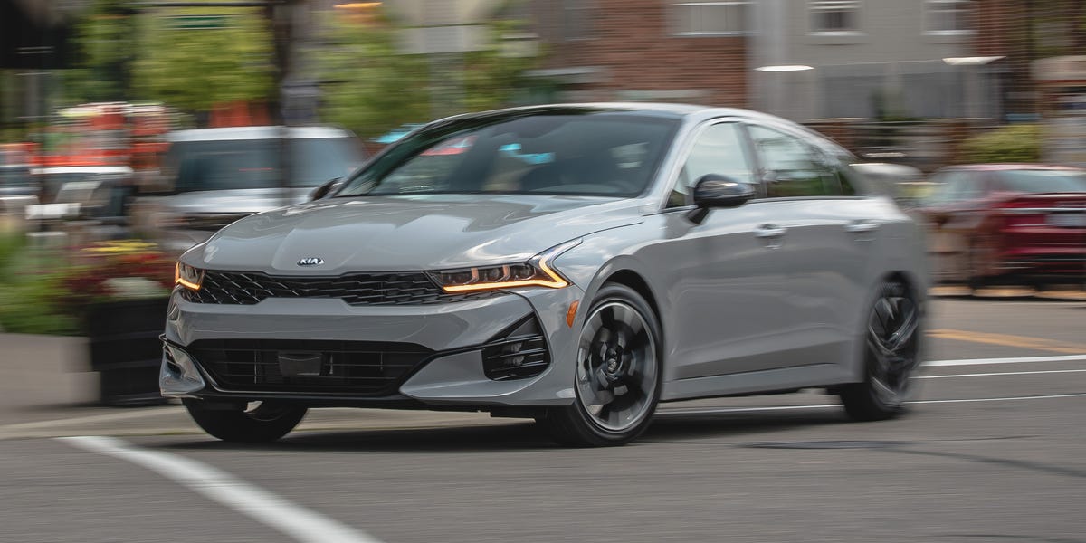 View Photos of the 2021 Kia K5 GT-Line 1 2021 kia k5 gt line 102