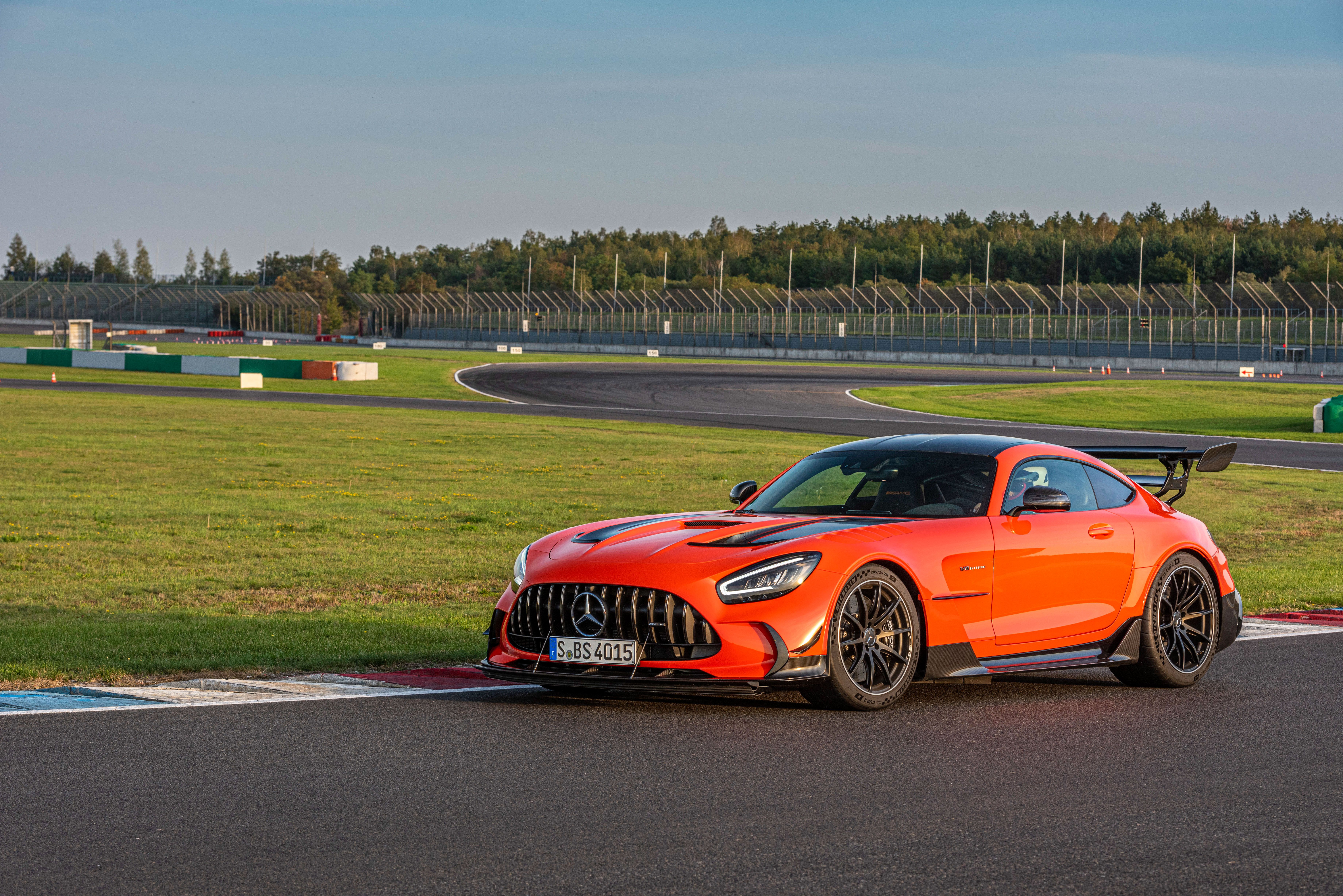 21 Mercedes Amg Gt Review Pricing And Specs