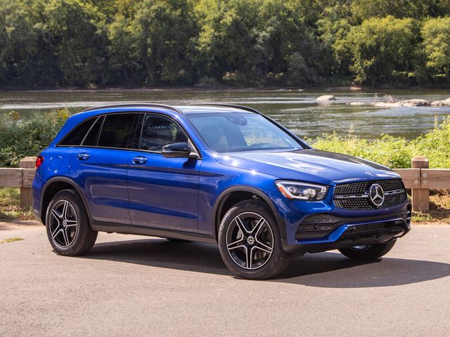 21 Mercedes Benz Glc Class Review Pricing And Specs