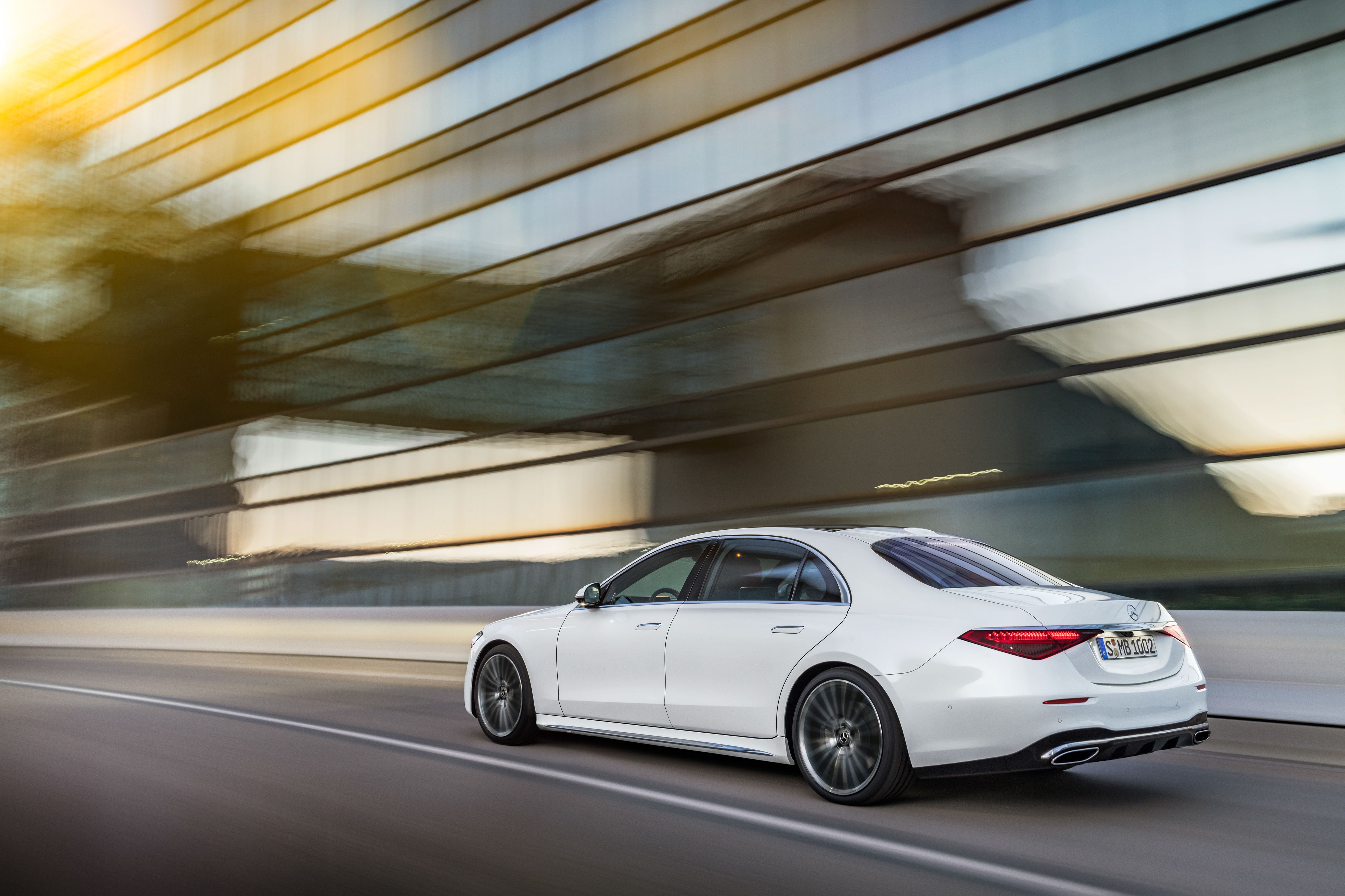 21 Mercedes S Class Raises Safety Levels For The Luxury Class