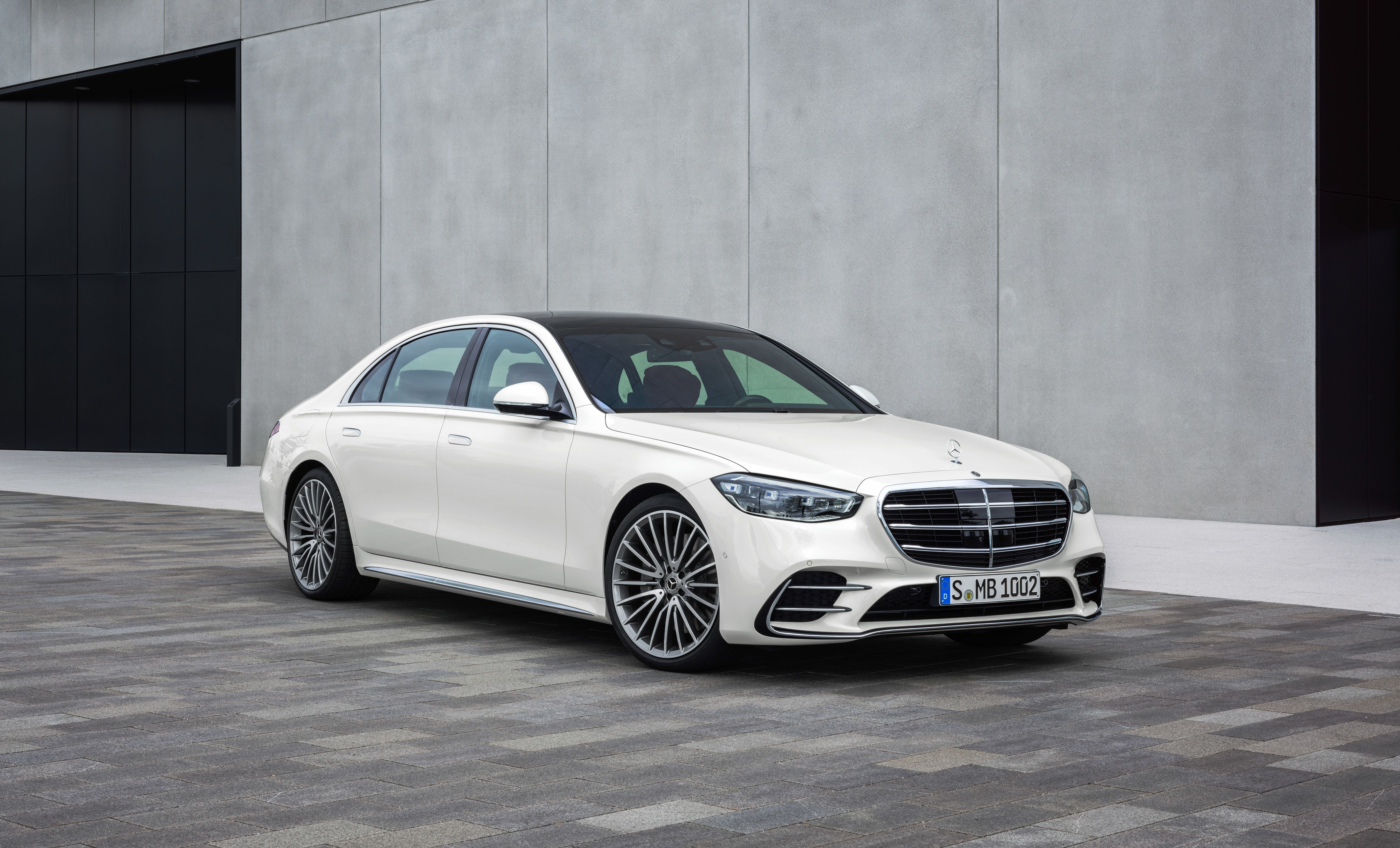 21 Mercedes S Class Revealed Aims To Redefine Modern Luxury