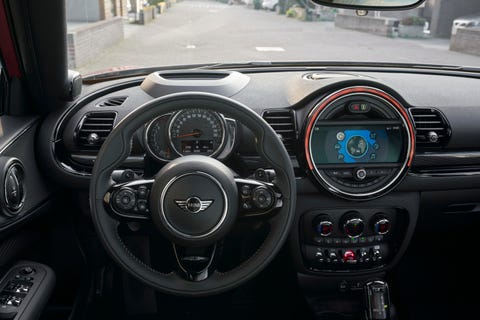 21 Mini Cooper S Clubman Review Pricing And Specs 21 Mini Cooper S Clubman Review Pricing And Specs