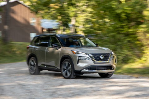 View Photos of the 2021 Nissan Rogue Platinum AWD