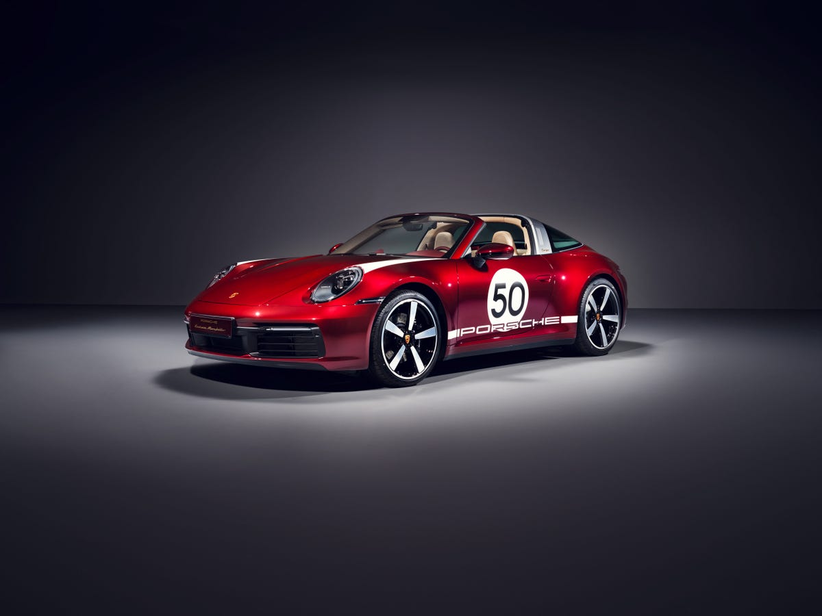 www.caranddriver.com