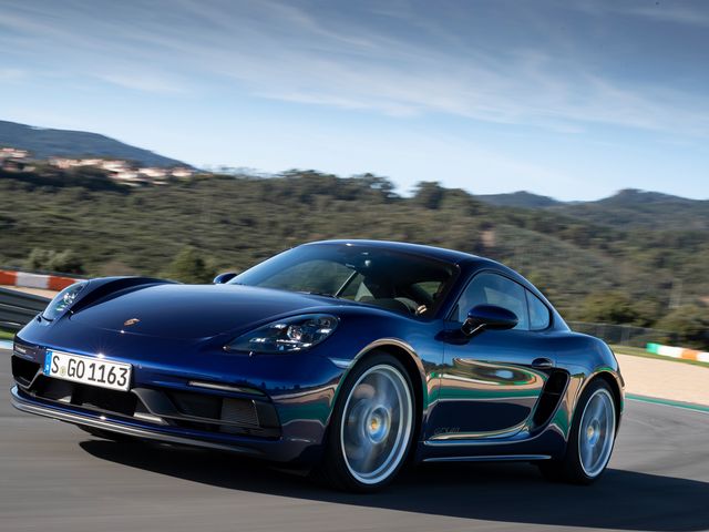 21 Porsche 718 Cayman Review Pricing And Specs