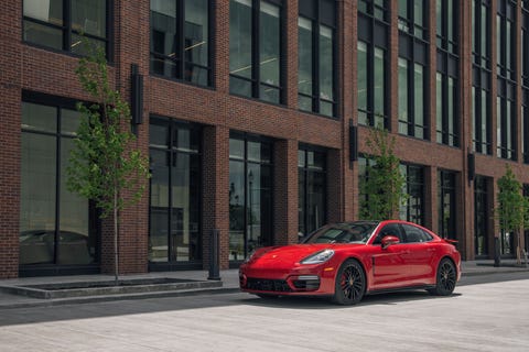 View Photos of the 2021 Porsche Panamera GTS