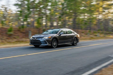 Toyota Camry XLE AWD 2021