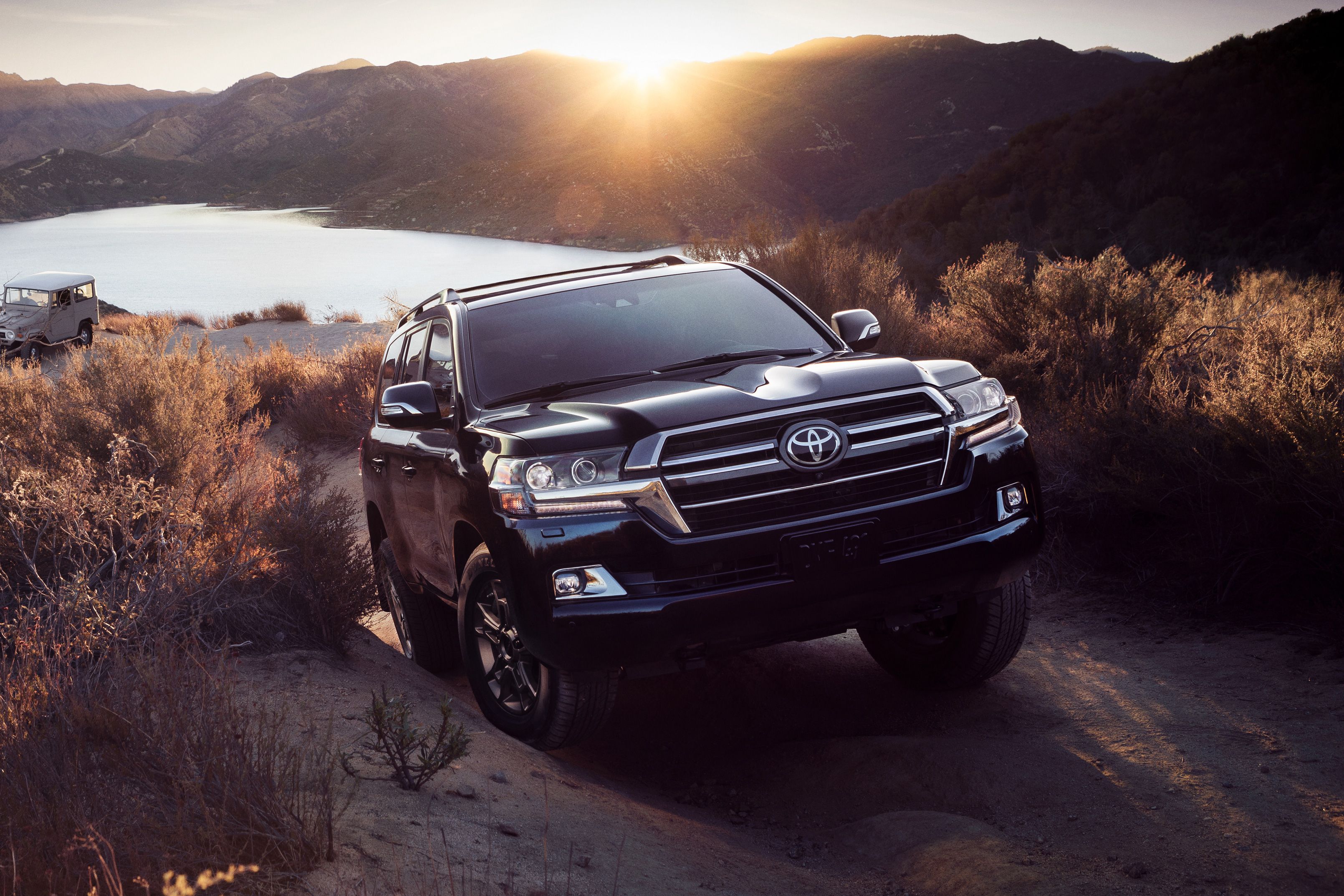 Toyota land cruiser 2021