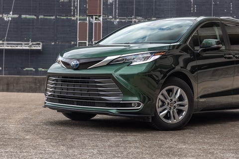 View Photos of Our Long-Term 2021 Toyota Sienna Limited AWD