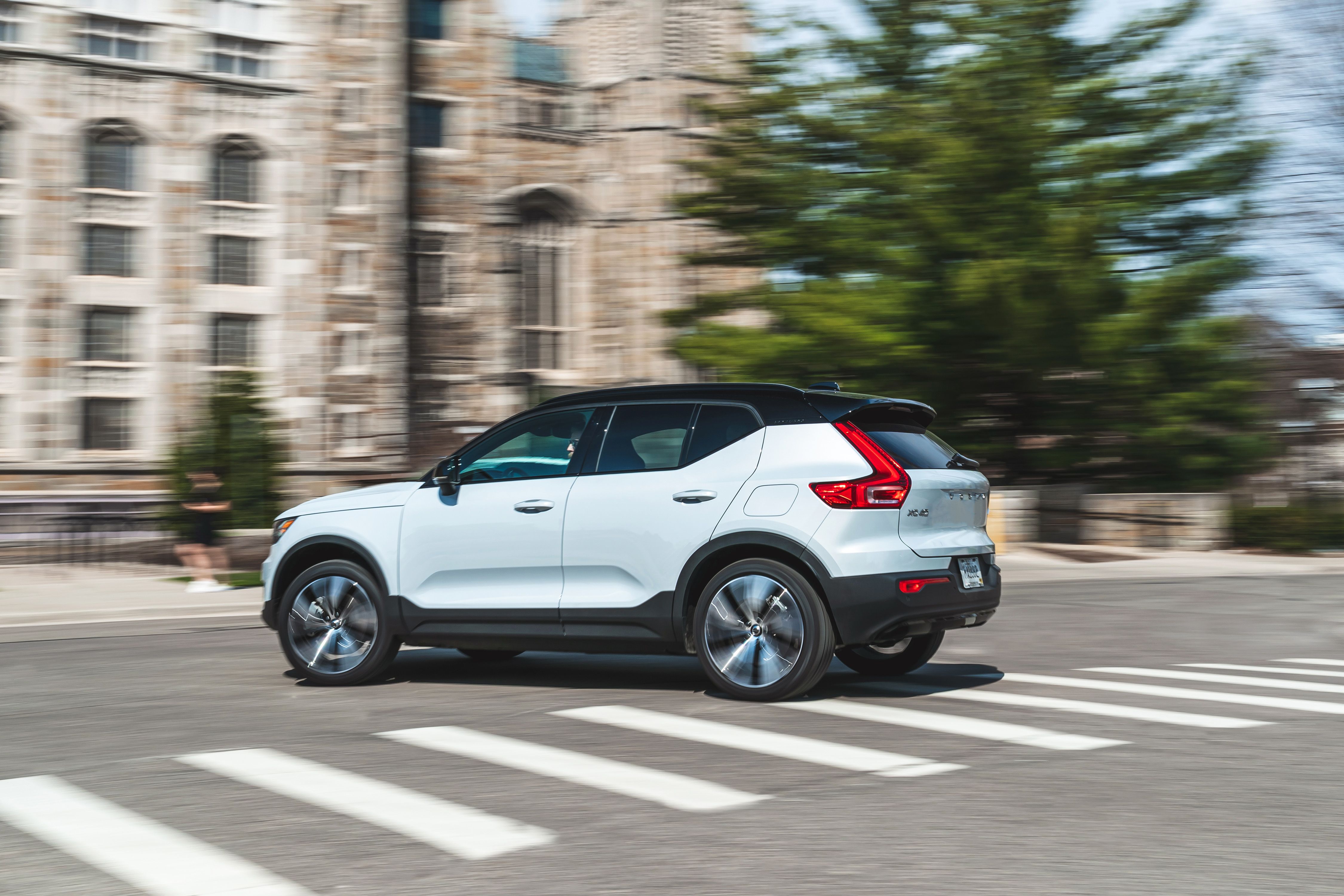 Tested: 2021 XC40 Is a EV
