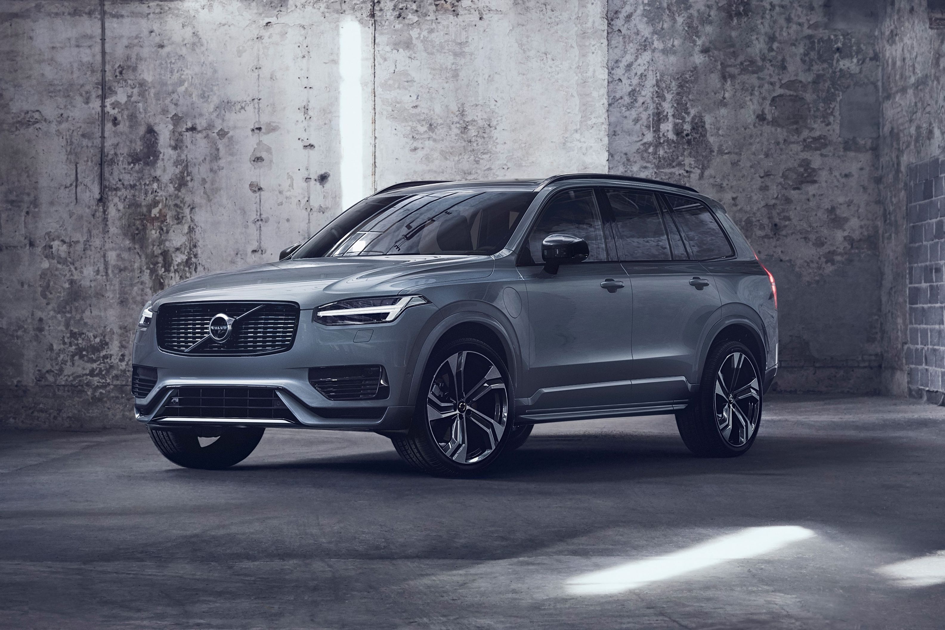 21 Volvo Xc90 Review Pricing And Specs